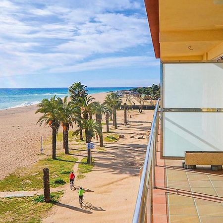 Awesome Apartment In Santa Susanna With Kitchen Exteriér fotografie